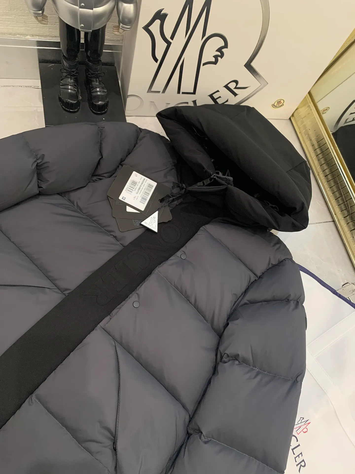 💎 💎 In Stock 2023 🆕Moncler Madeira 、 ， Mon*ler Series， 。 Series ， ！ ， ！ Series， 90% ， ， ， ， ， ！ ， ， ！ ， ， ， ！ ， chao ， ， ！！！ ， ， ， ！！！ ， ！ ！ ， ， 。 ！！ 、 ， Moncler Classic ， ！ ：Black White Gray Size：12345